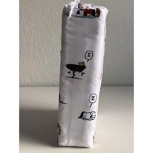 Peanuts Snoopy Woodstock Charlie Brown Linus Sally QUEEN Size Soft Sheet Set NEW - Picture 12 of 14